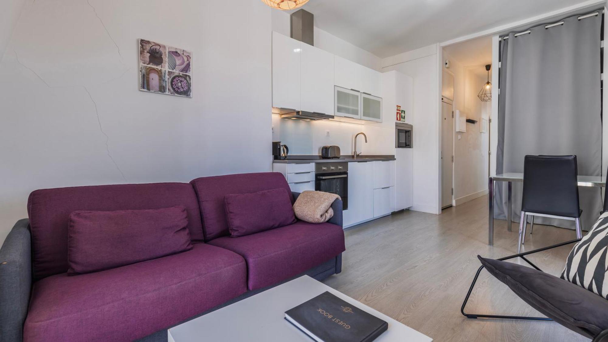 Classic Topfloor Apartment By Lovelystay Lisboa Extérieur photo