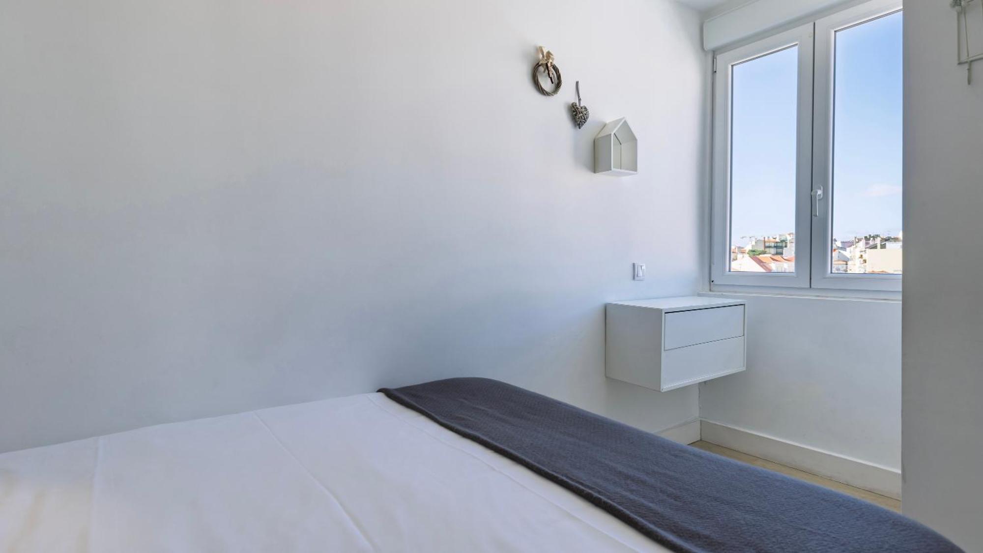 Classic Topfloor Apartment By Lovelystay Lisboa Extérieur photo