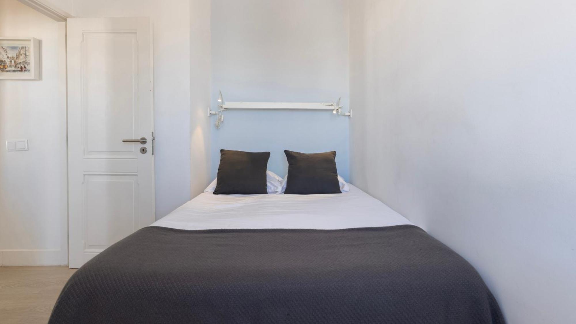 Classic Topfloor Apartment By Lovelystay Lisboa Extérieur photo